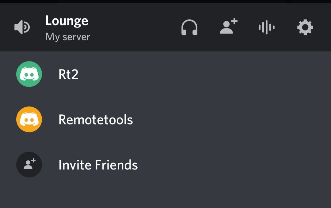 How to mute someone on Discord